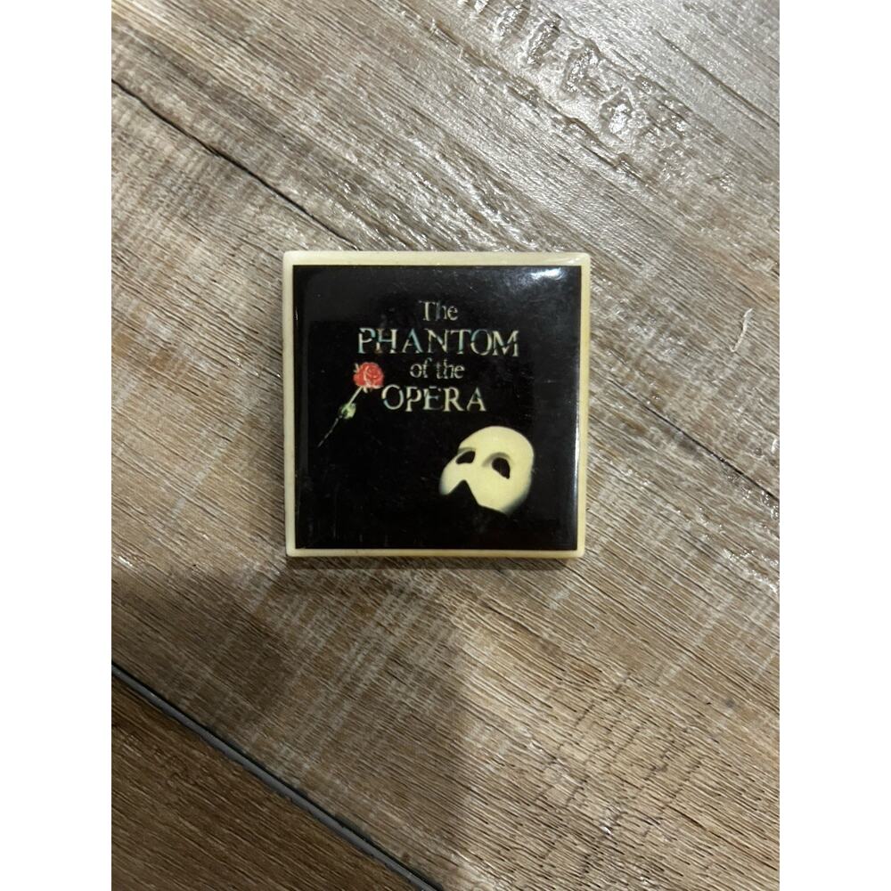 Vintage 1986 THE PHANTOM OF THE OPERA MAGNET Broadway 2" Ceramic Tile Souvenir